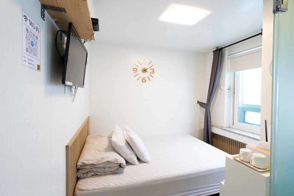 K Stay Guesthouse Myeongdong First Seoul Exterior foto